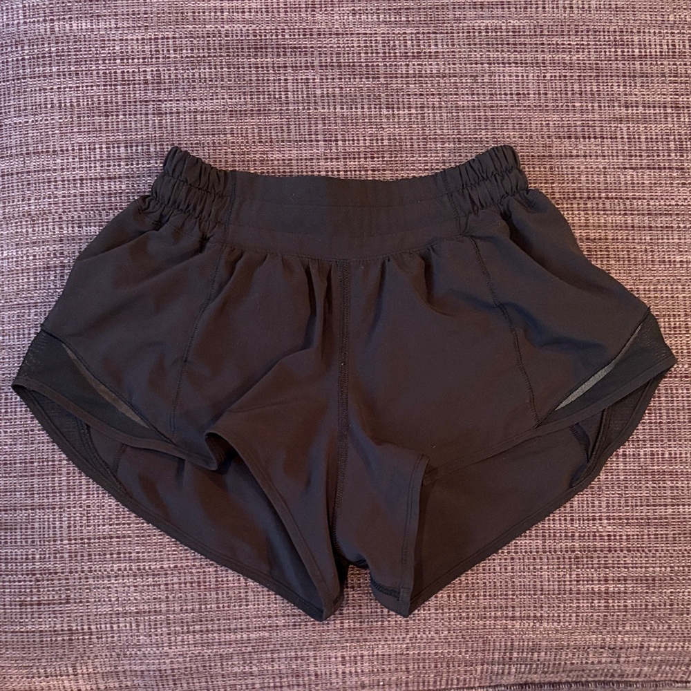 Black Lululemon Hotty Hot LR 2.5" Lined BLK Athletic Shorts - Size 2